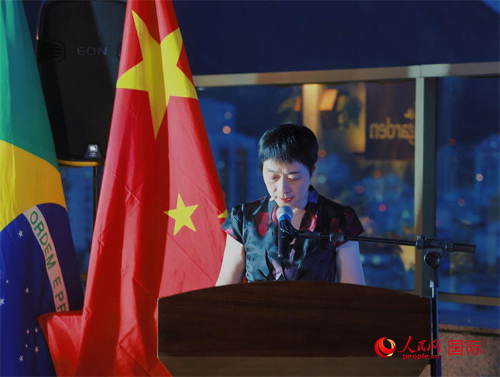 中國駐里約熱內(nèi)盧總領(lǐng)事田敏發(fā)表致辭。人民網(wǎng)記者 宋亦然攝