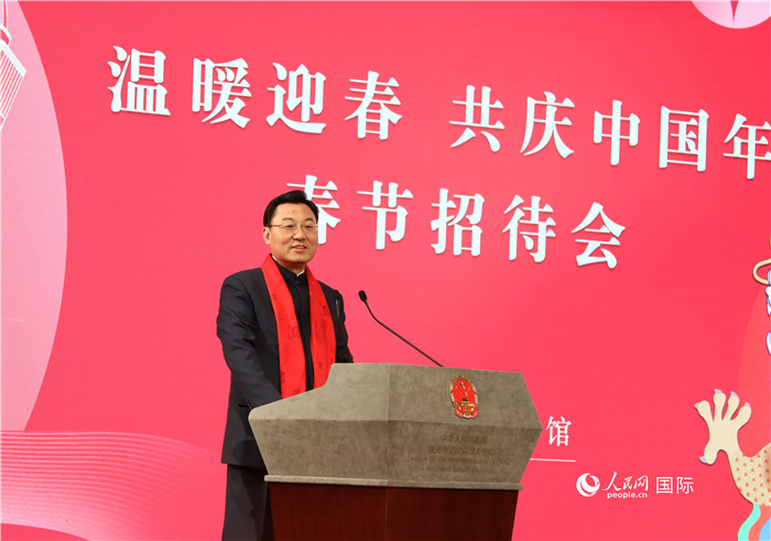中國駐美國大使謝鋒發(fā)表致辭，向全體在美同胞致以親切問候。人民網(wǎng)記者 李志偉攝