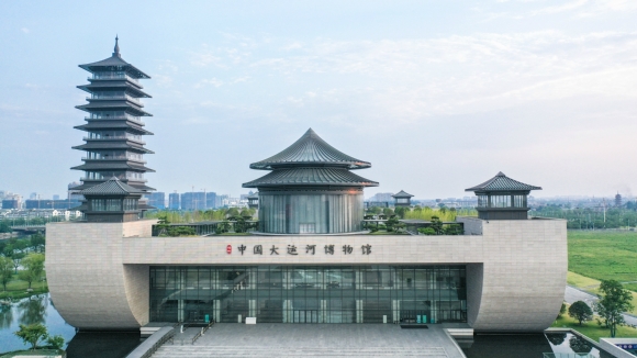  運河畔的揚州中國大運河博物館。 齊立廣攝