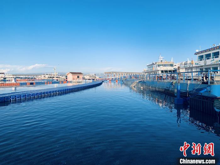 圖為青海湖一角。(資料圖) 張傲 攝