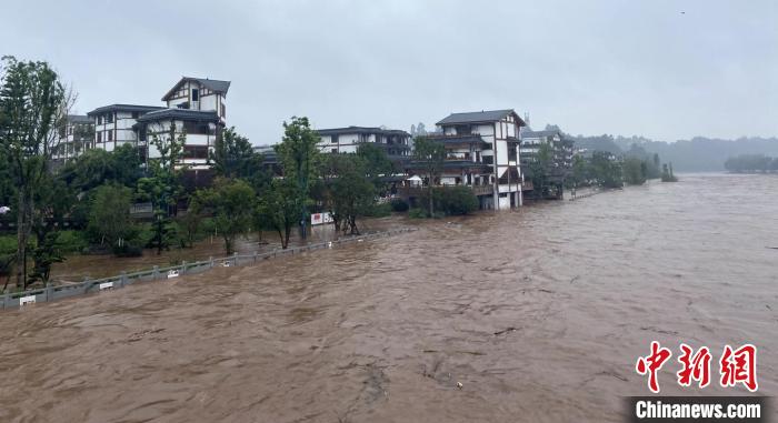 四川暴雨、山洪、地質(zhì)災(zāi)害氣象風(fēng)險(xiǎn)預(yù)警齊發(fā)