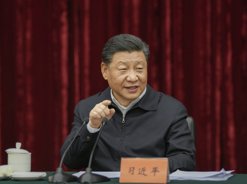 2019年4月15日至17日，中共中央總書記、國(guó)家主席、中央軍委主席習(xí)近平在重慶考察，并主持召開解決“兩不愁三保障”突出問(wèn)題座談會(huì)。這是4月16日下午，習(xí)近平主持召開解決“兩不愁三保障”突出問(wèn)題座談會(huì)并發(fā)表重要講話。新華社記者 謝環(huán)馳 攝