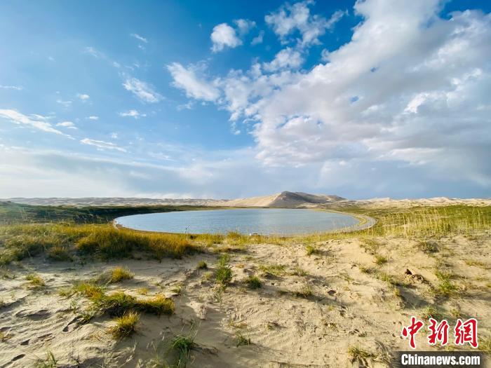 圖為關(guān)停四年后的沙島景區(qū)現(xiàn)狀?！±罱瓕?攝